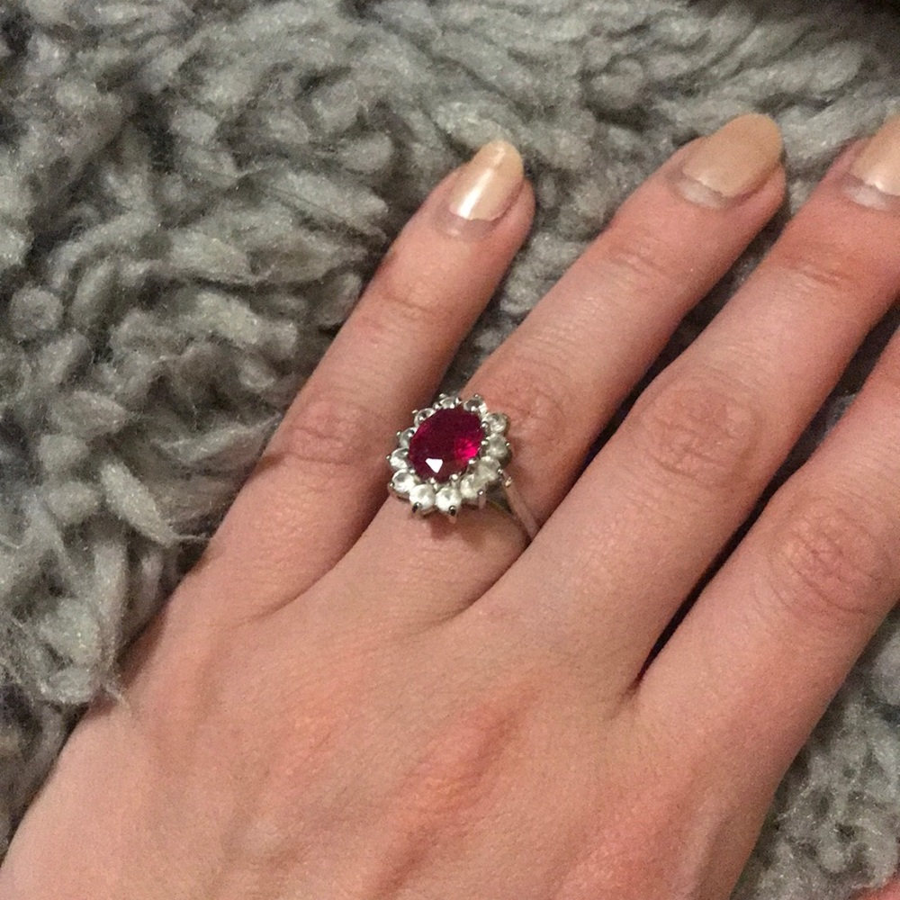 Silver ring (925 stamped )